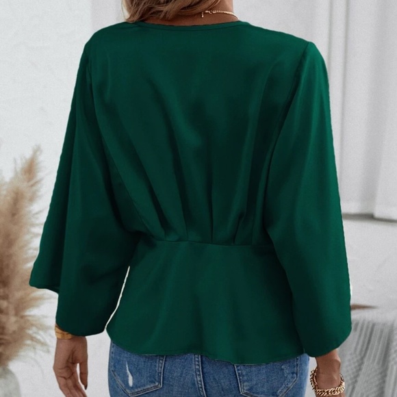 V neck Kimono Sleeve Oversized Blouse - Picture 12 of 15